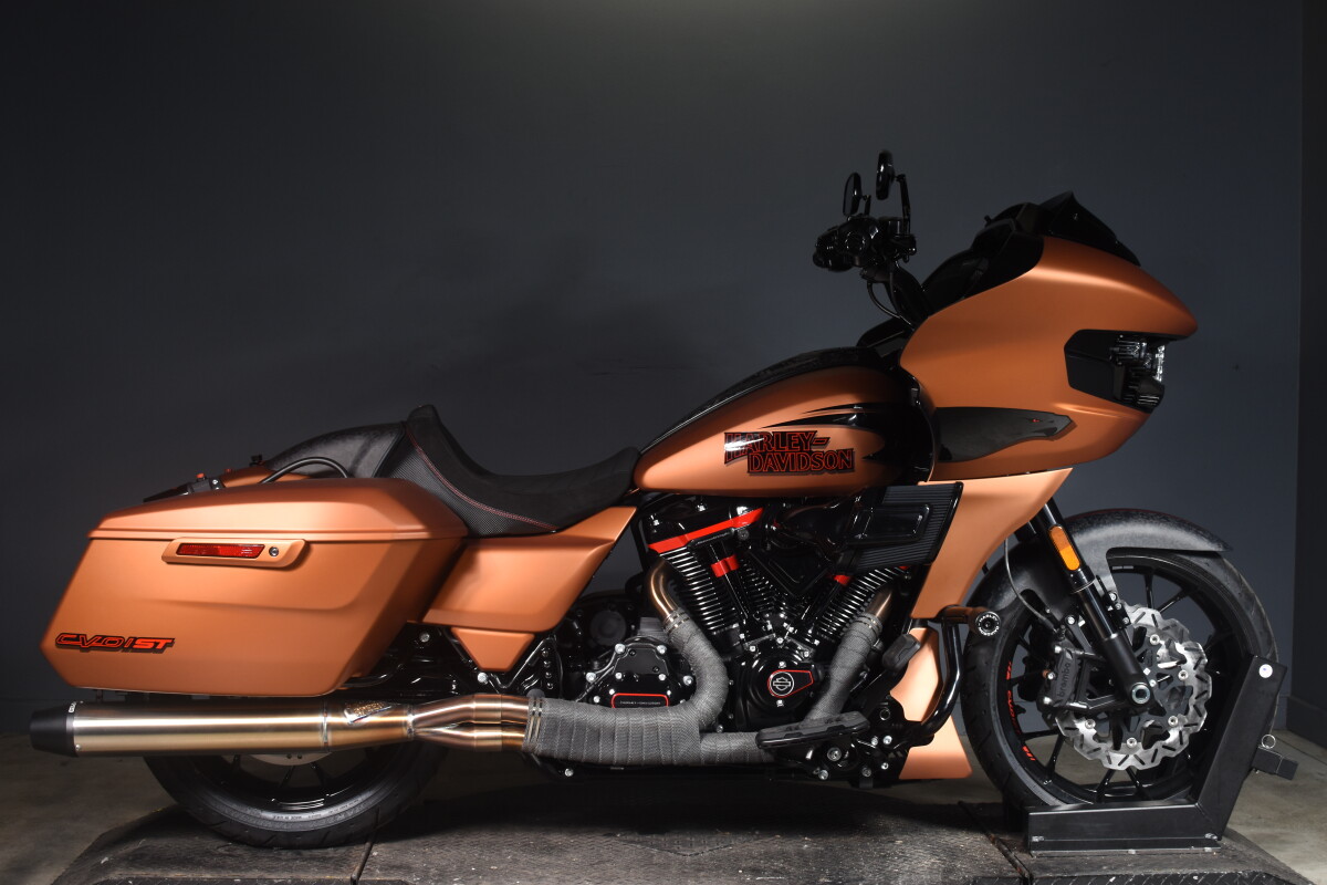 2024 Harley-Davidson CVO Road Glide ST FLTRXSTSE