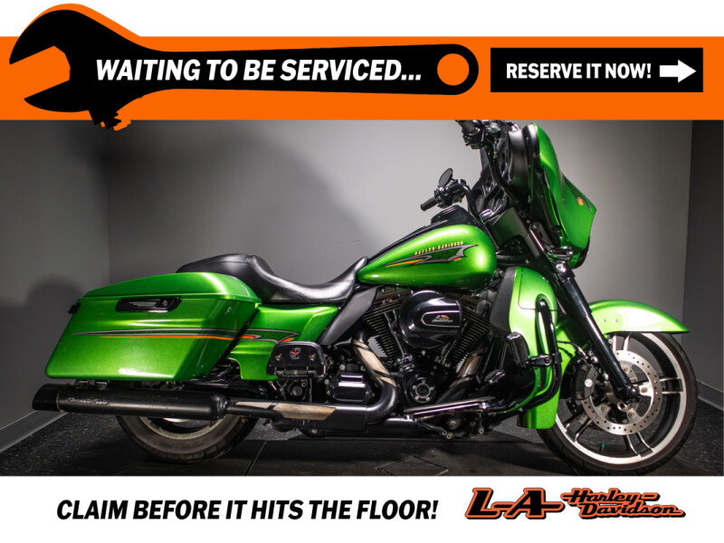2015 Street Glide® (FLHX)