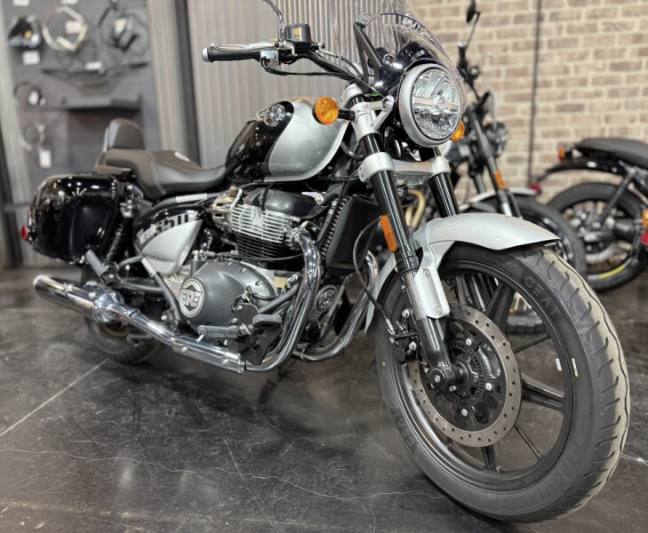 2024 Royal Enfield Super Meteor 650 Interstellar Grey