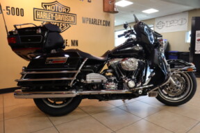 2008 Harley-Davidson HD FLHTCU Touring Electra Glide Ultra Classic thumb 1