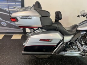 2015 Harley-Davidson® Ultra Limited Brilliant Silver Pearl/Vivid Black FLHTK thumb 0