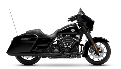 2024 Street Glide™ 117 Vivid Black