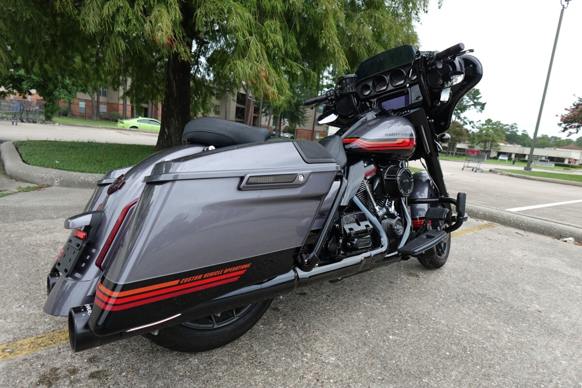 2020 Harley-Davidson CVO Street Glide FLHXSE - Photo 10