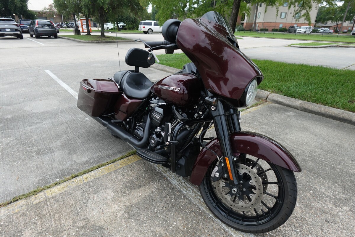 2018 Harley-Davidson Street Glide Special FLHXS - Photo 2