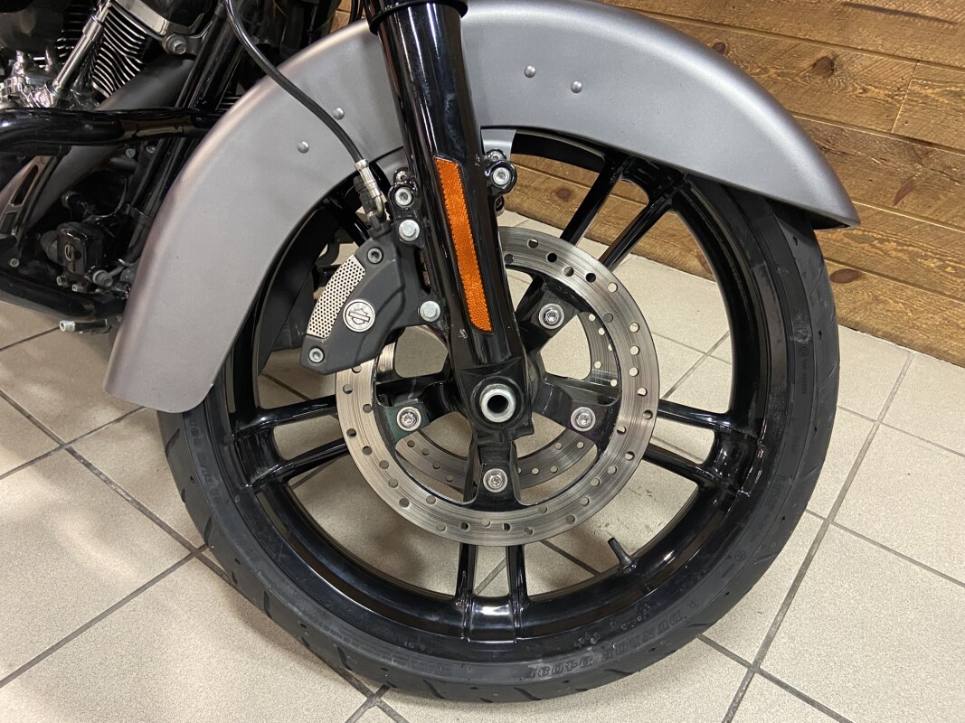 2017 Harley-Davidson Road King Special Charcoal Denim FLHRXS - Photo 4