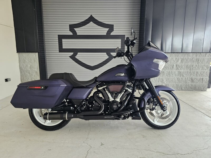 2025 Harley-Davidson<sup>®</sup> Road Glide®