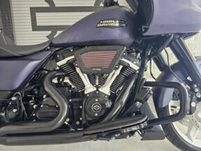 2025 Harley-Davidson<sup>®</sup> Road Glide® thumb 3