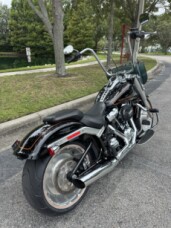 2018 Harley-Davidson<sup>®</sup> Harley-Davidson Fat Boy 114 thumb 3