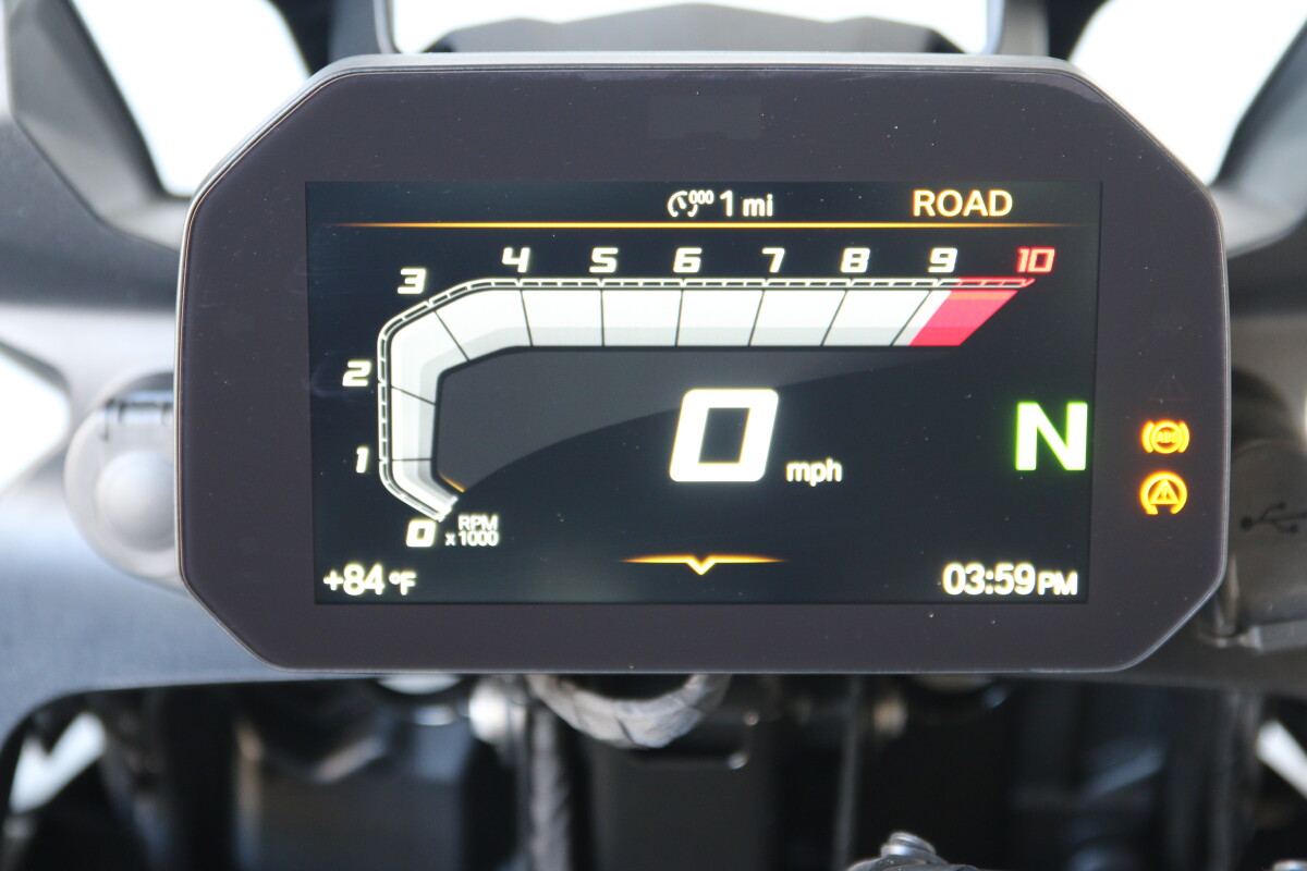 2025 BMW F 800 GS - Photo 9