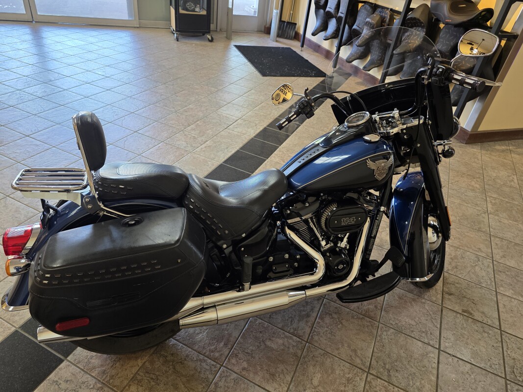 2018 Harley-Davidson 115th Anniversary Heritage Classic 114 Legend Blue/Vivid Black - Photo 2