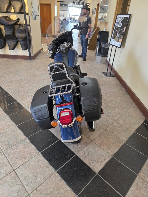 2018 Harley-Davidson 115th Anniversary Heritage Classic 114 Legend Blue/Vivid Black - Photo 3