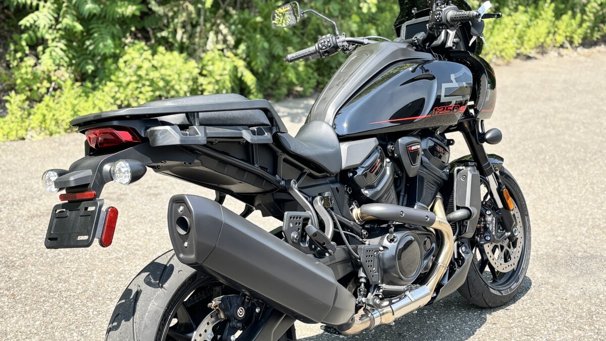 RA1250ST 2025 Pan America 1250 ST - Photo 8