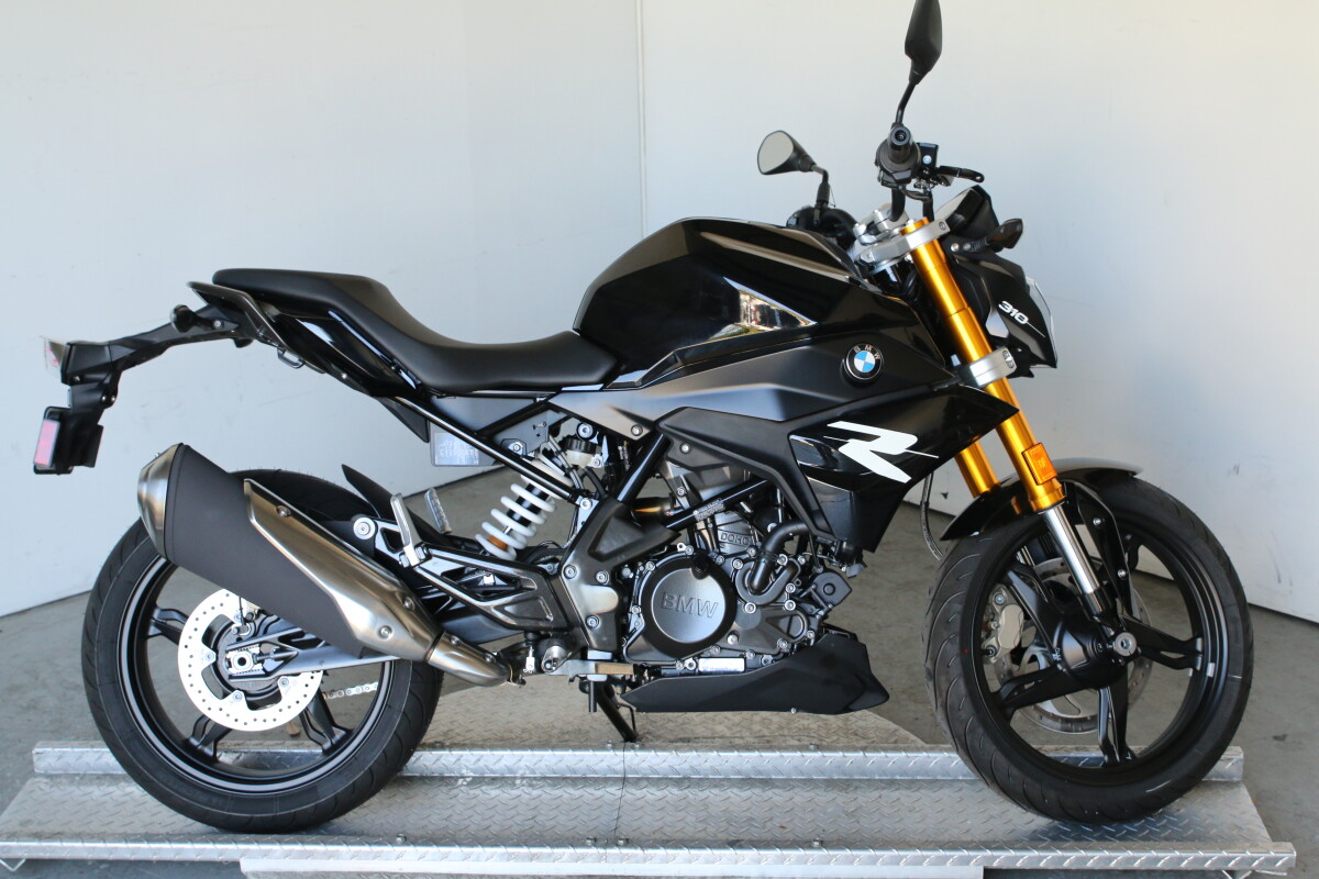 2025 BMW G 310 R
