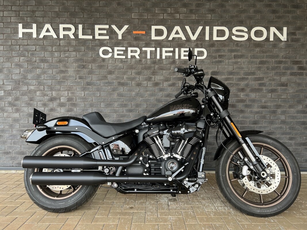 2023 Harley-Davidson® Low Rider® S Vivid Black | Harley-Davidson