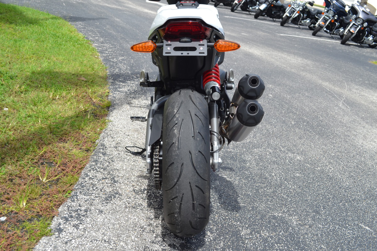 2023 Indian FTR Sport White Lightning / Indy Red - Photo 7