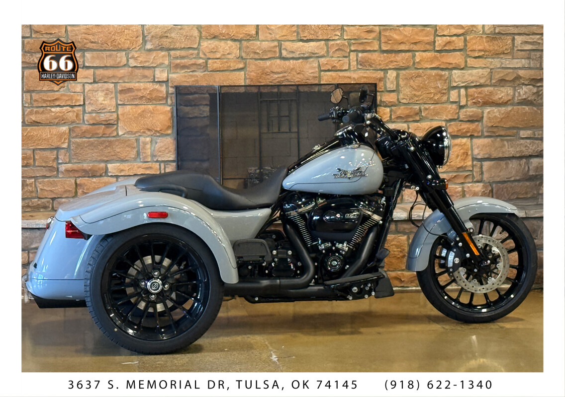 2025 Harley-Davidson Freewheeler Billiard Gray