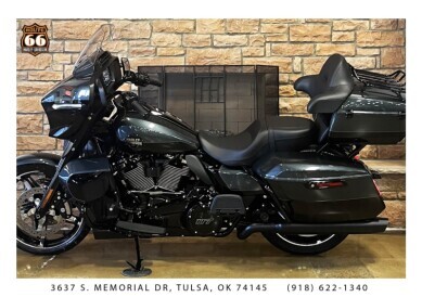 2025 Harley-Davidson Street Glide Ultra IRN HRSE MT/BLK W/ PINSTRIP - Photo 3