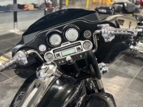 2008 Harley-Davidson Ultra Classic thumb 2