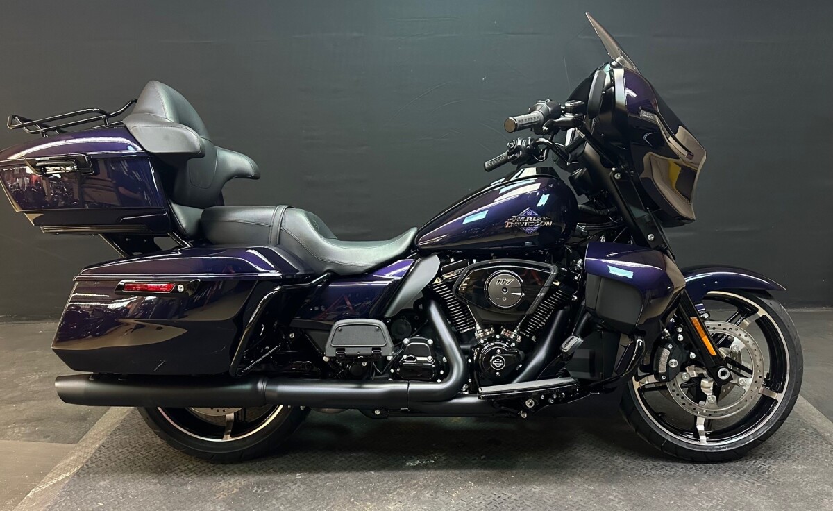 Harley-Davidson Street Glide Ultra 2025 FLHXU MYSTIC SHIFT