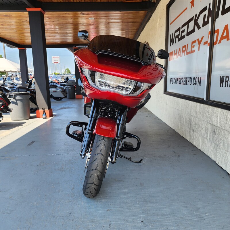 2025 Harley-Davidson Road Glide – Sharp Style, Smooth Power - Photo 3