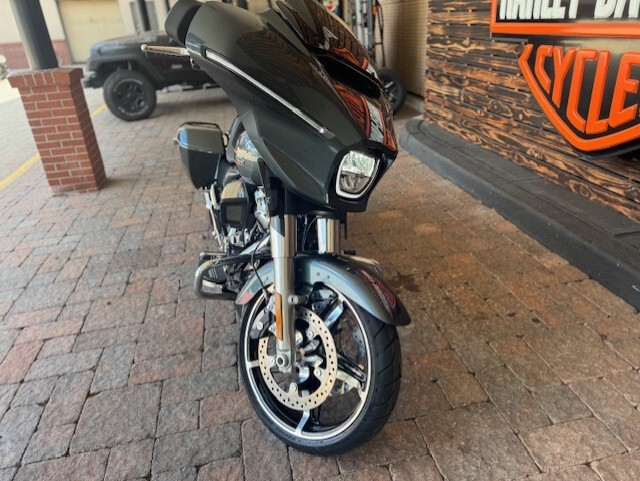 2025 Harley Davidson Street Glide FLHX - Photo 5