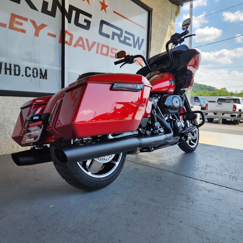 2025 Harley-Davidson Road Glide – Sharp Style, Smooth Power - Photo 8