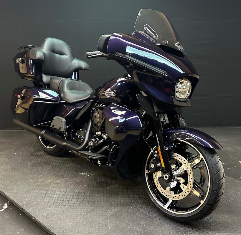 Harley-Davidson Street Glide Ultra 2025 FLHXU MYSTIC SHIFT - Photo 2