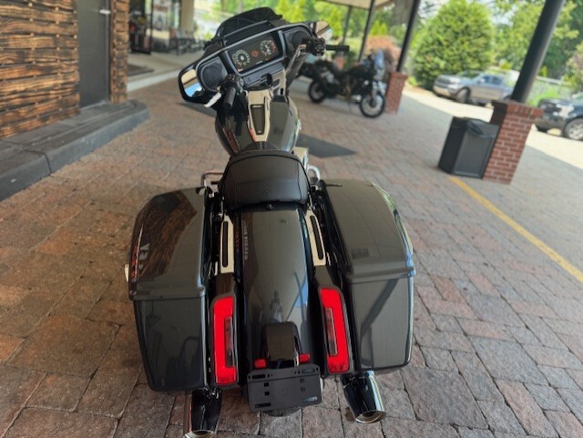 2025 Harley Davidson Street Glide FLHX - Photo 7