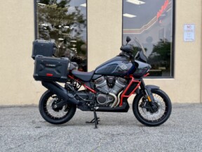 2025 Harley-Davidson<sup>®</sup> CVO™ Pan America® RA1250SE thumb 3