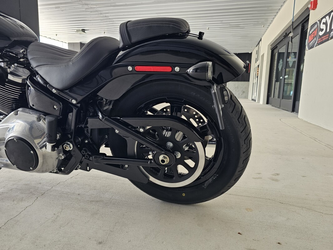 2025 Harley-Davidson Street Bob - Photo 9