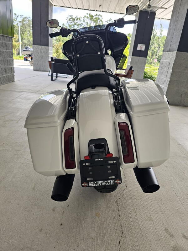 2025 Harley-Davidson Road Glide - Photo 10