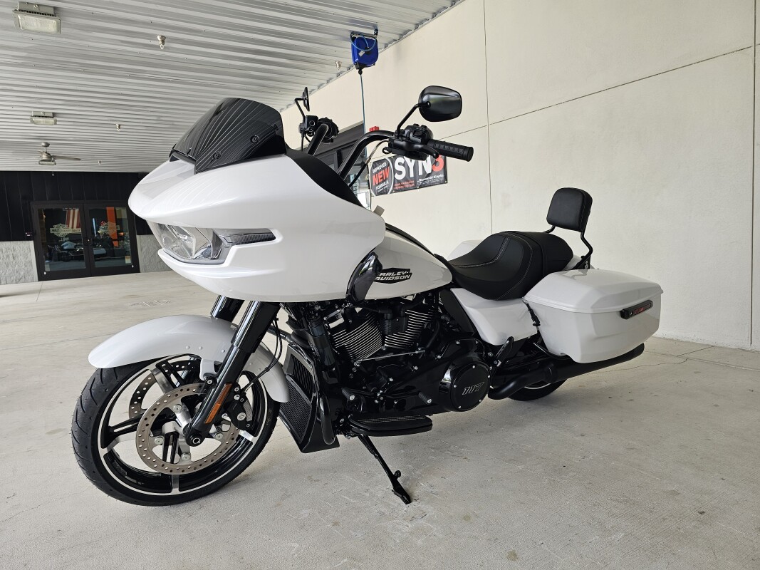 2025 Harley-Davidson Road Glide - Photo 7