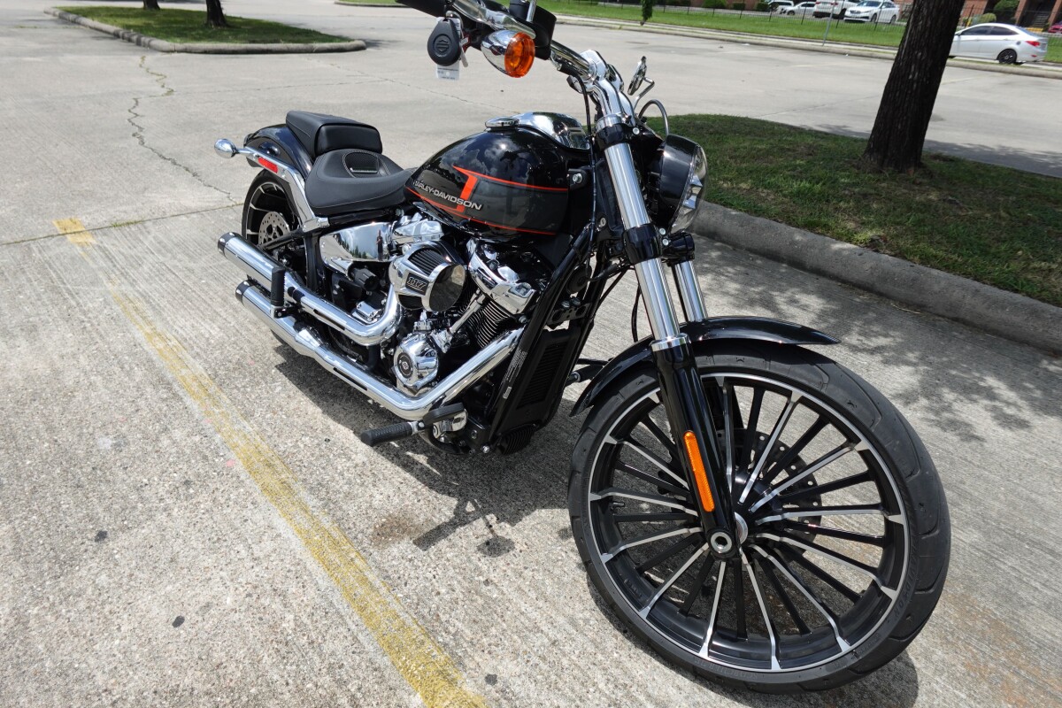 2024 Harley-Davidson Breakout 117 FXBR - Photo 2