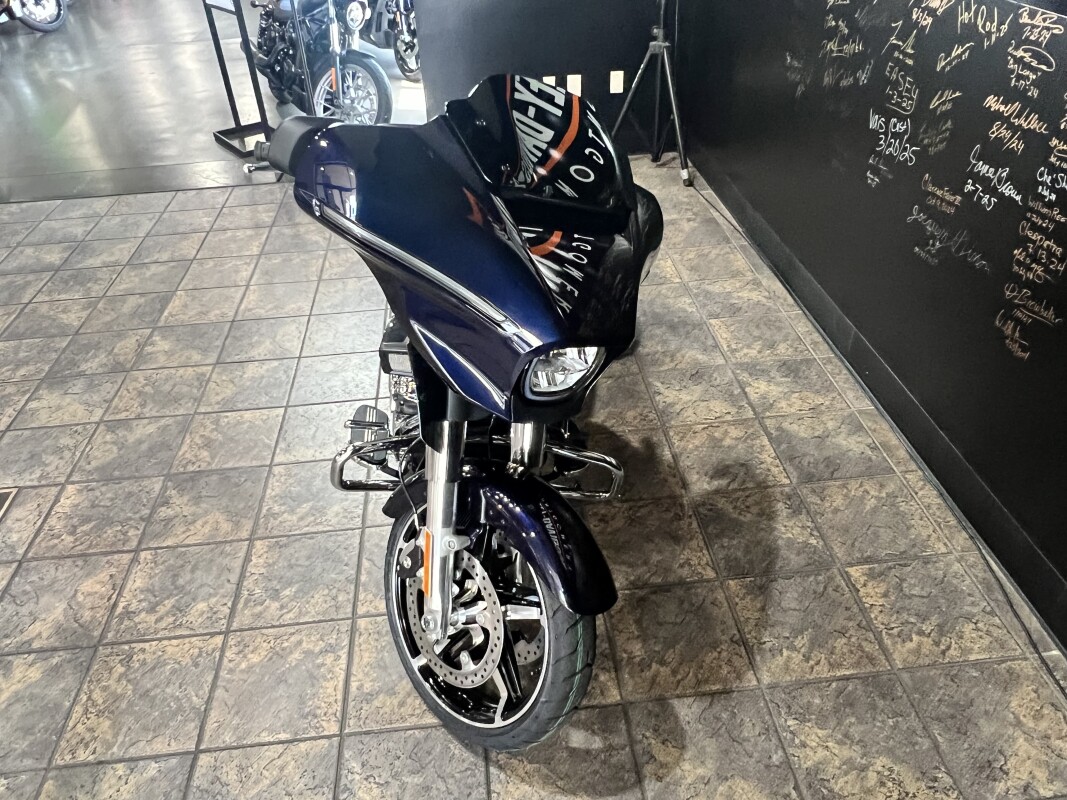 2025 Harley-Davidson Street Glide Mystic Shift - Photo 5