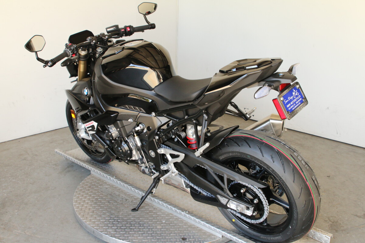 2025 BMW S 1000 R - Photo 6