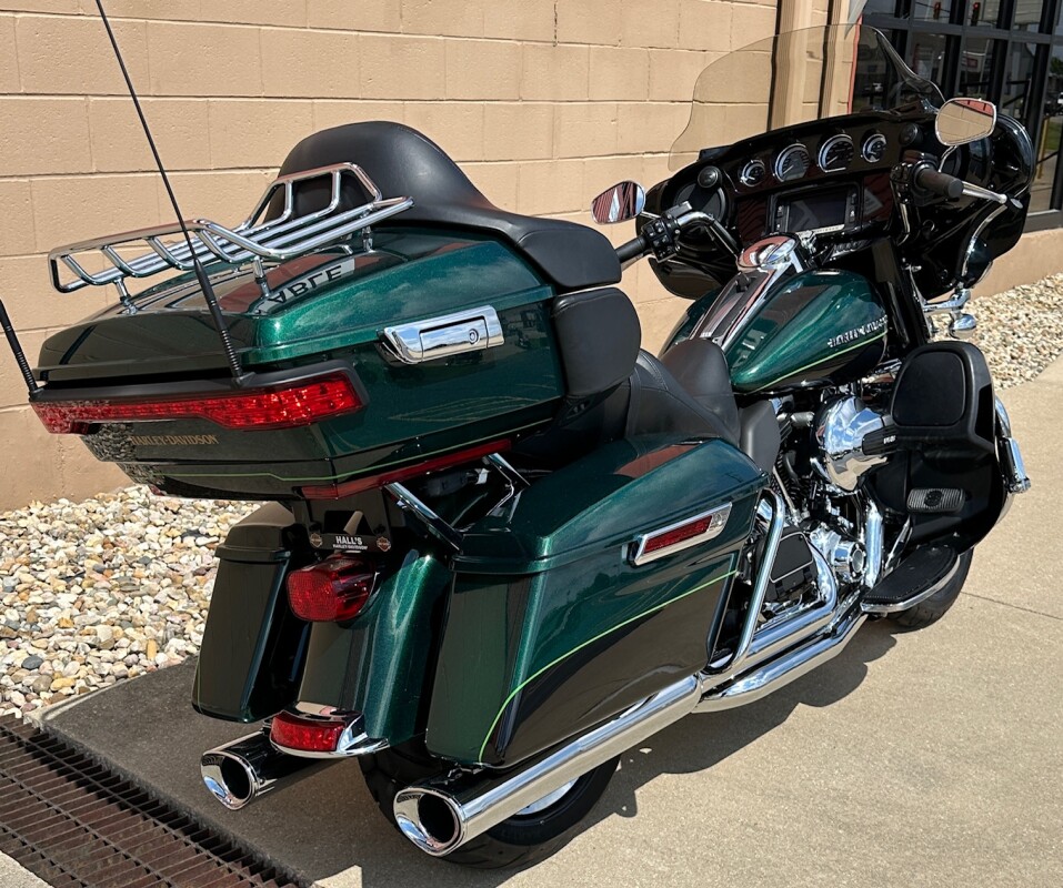 2015 Harley-Davidson Ultra Limited Two-Tone Deep Jade Pearl/Vivid Black - Photo 2