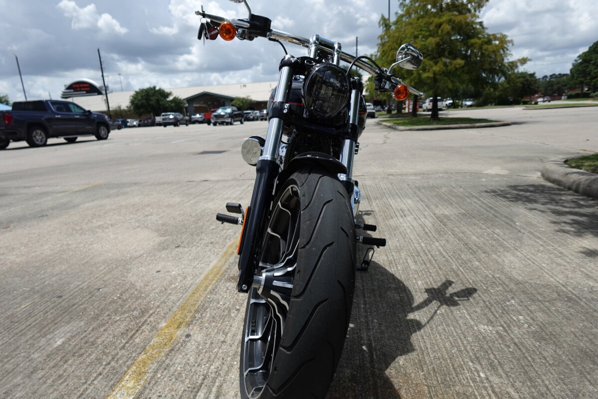 2024 Harley-Davidson Breakout 117 FXBR - Photo 3