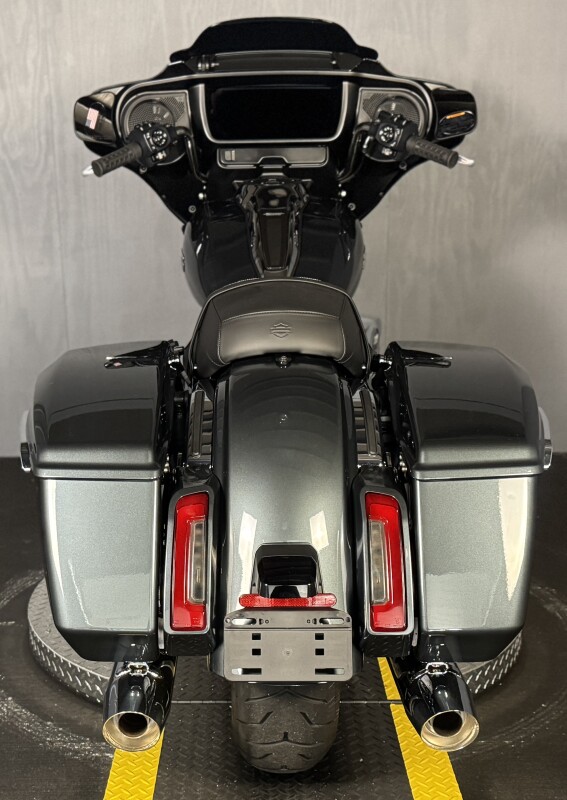 2025 Harley-Davidson Street Glide FLHX IRON HORSE MTLC - Photo 4