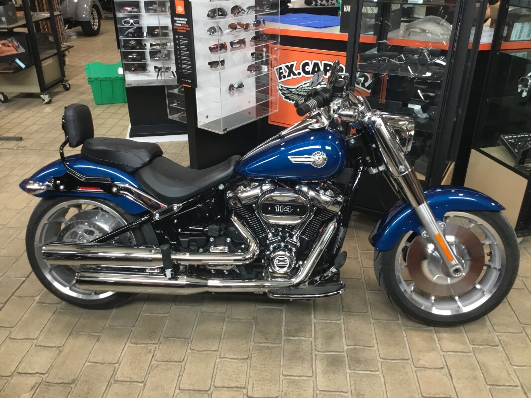 ビリヤードグレイクキュー。。。 2024 Harley-Davidson® Low Rider™ ST Billiard Grey w/Laced