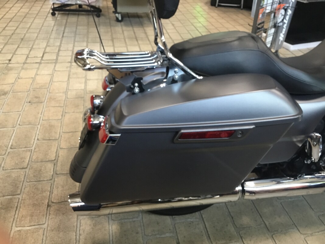 2017 Harley-Davidson Street Glide Special Charcoal Denim - Photo 4