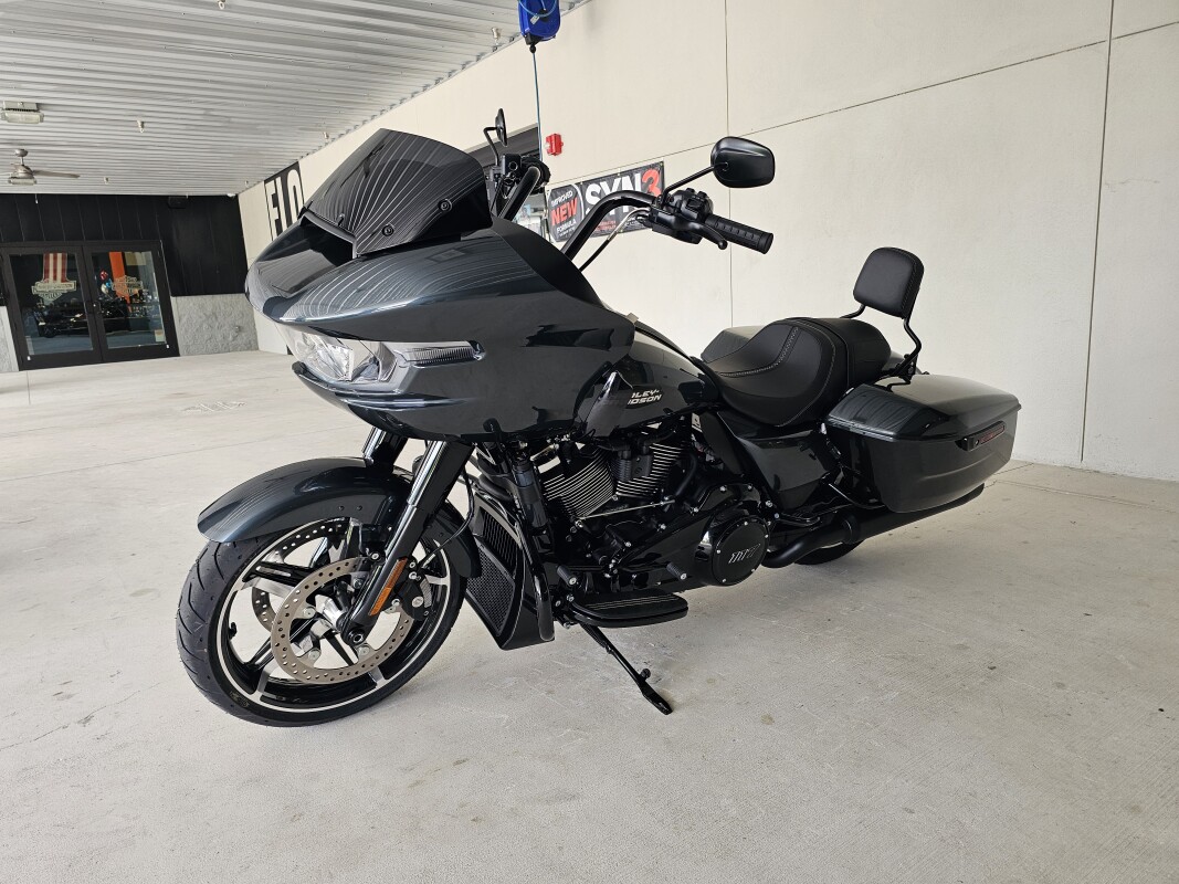 2025 Harley-Davidson Road Glide - Photo 7