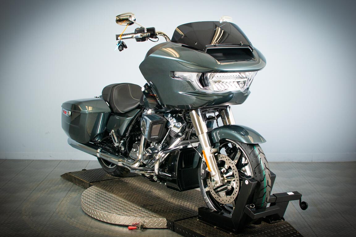 2025 Harley-Davidson Road Glide FLTRX - Photo 2
