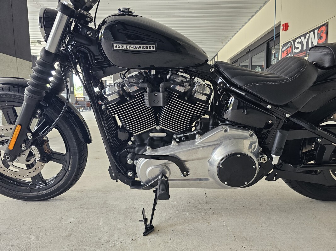 2025 Harley-Davidson Street Bob - Photo 8