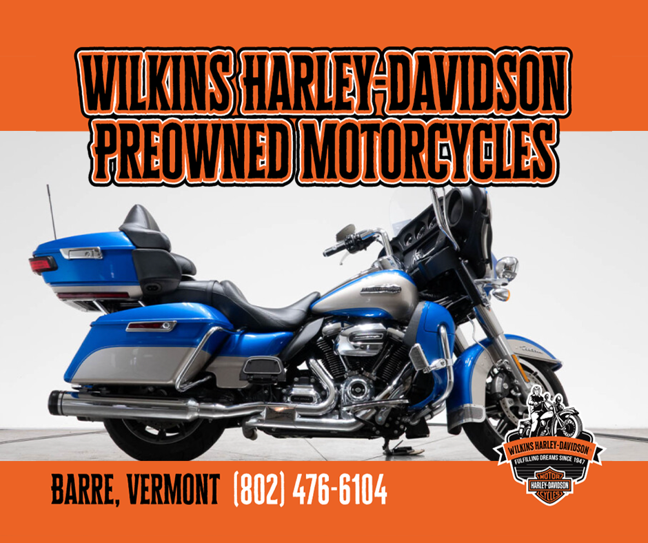 2018 Harley-Davidson FLHTCU Ultra Classic in Electric Blue and Silver Fortune with 7763 miles - Photo 2
