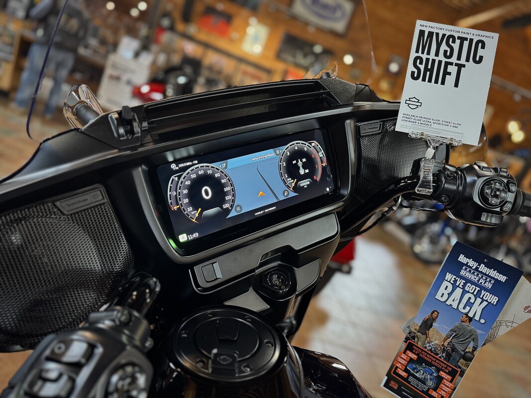 2025 Harley-Davidson Street Glide Ultra Mystic Shift - Black Finish - Photo 6