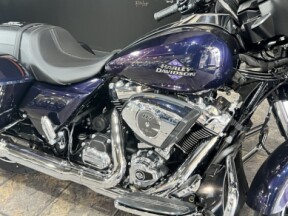 2025 Harley-Davidson® Street Glide® Mystic Shift thumb 0
