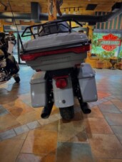 2024 Harley-Davidson® Road Glide® Limited Billiard Gray thumb 0