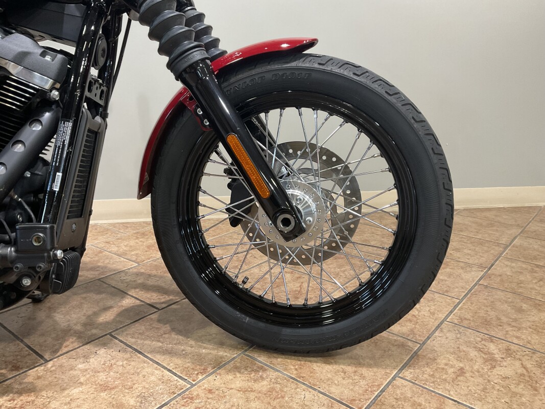 2020 Harley-Davidson Street Bob Billiard Red/Vivid Black FXBB - Photo 7