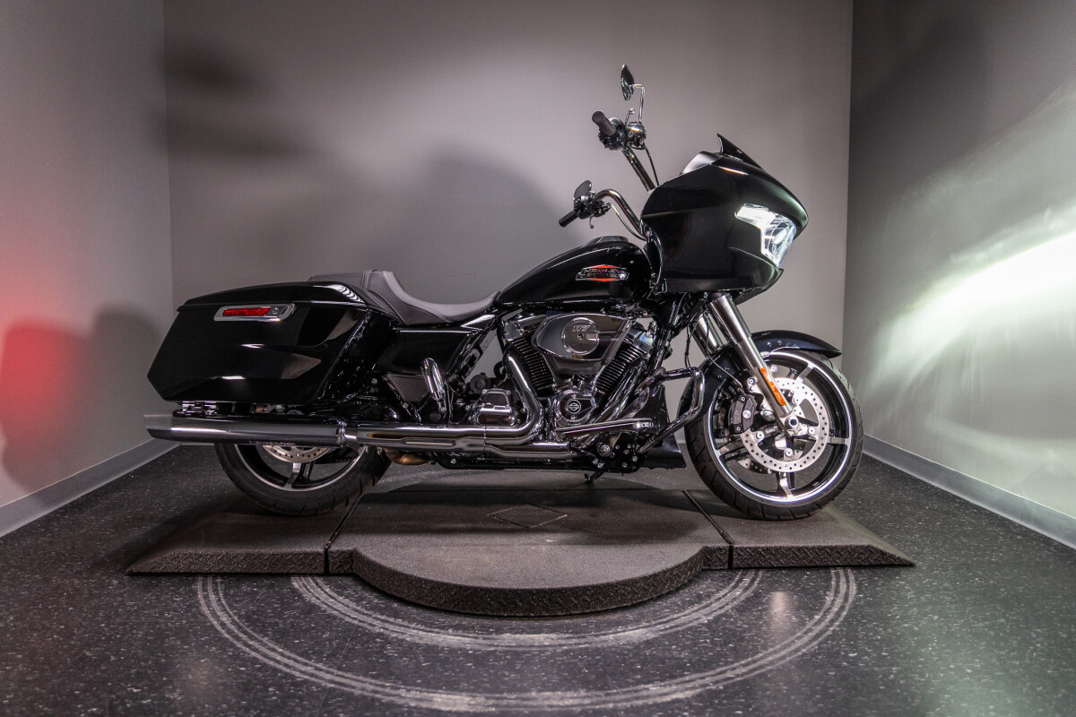 2025 Road Glide (FLTRX) - Photo 8