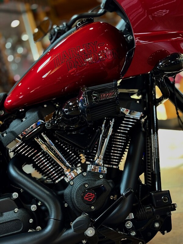 2025 Harley-Davidson Low Rider ST Brilliant Red - Black Finish - Photo 8